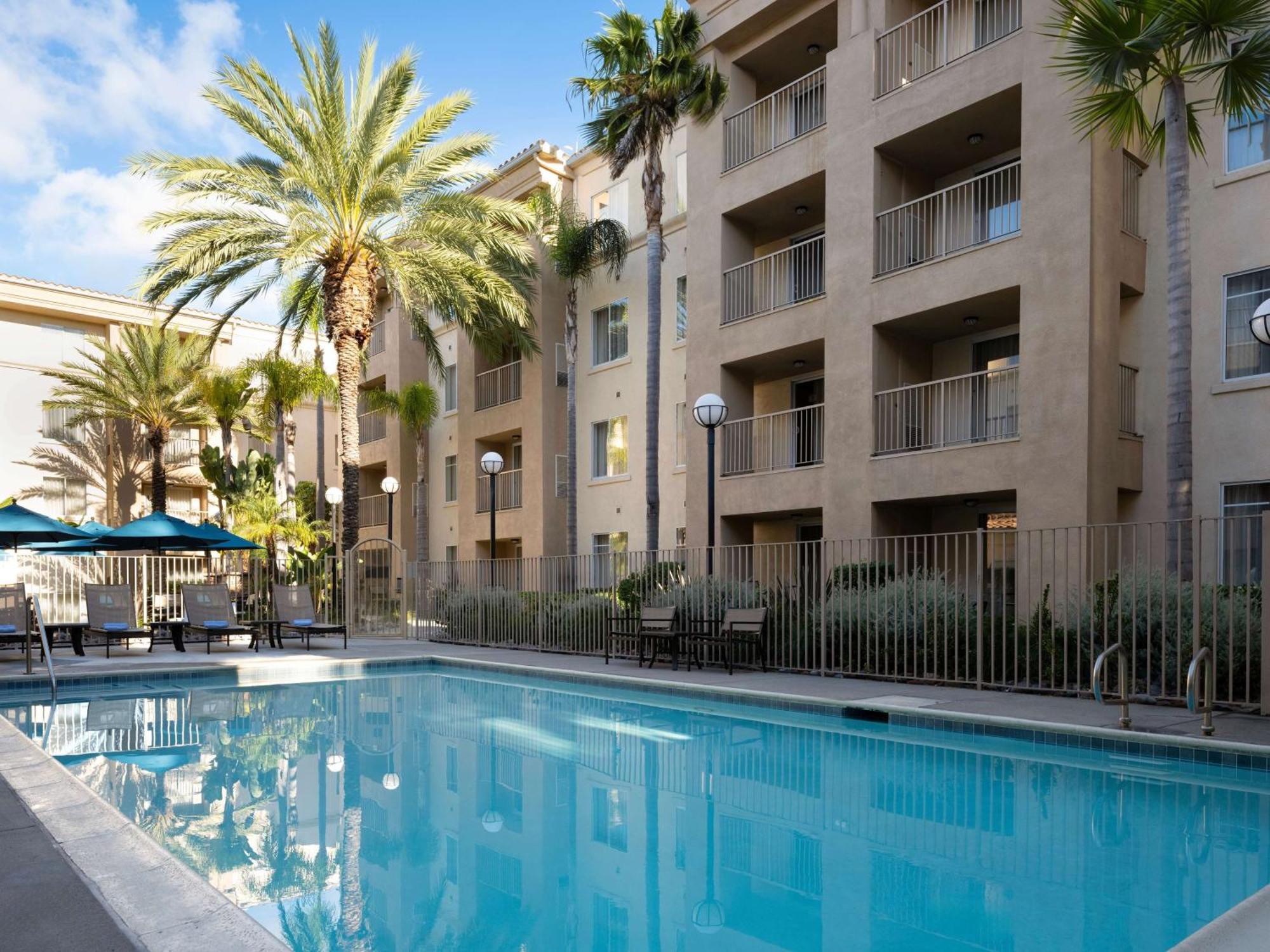 Hyatt House San Diego Sorrento Mesa Екстериор снимка